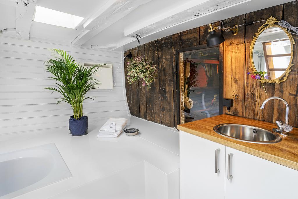 Asile Flottant Otel Amsterdam Dış mekan fotoğraf